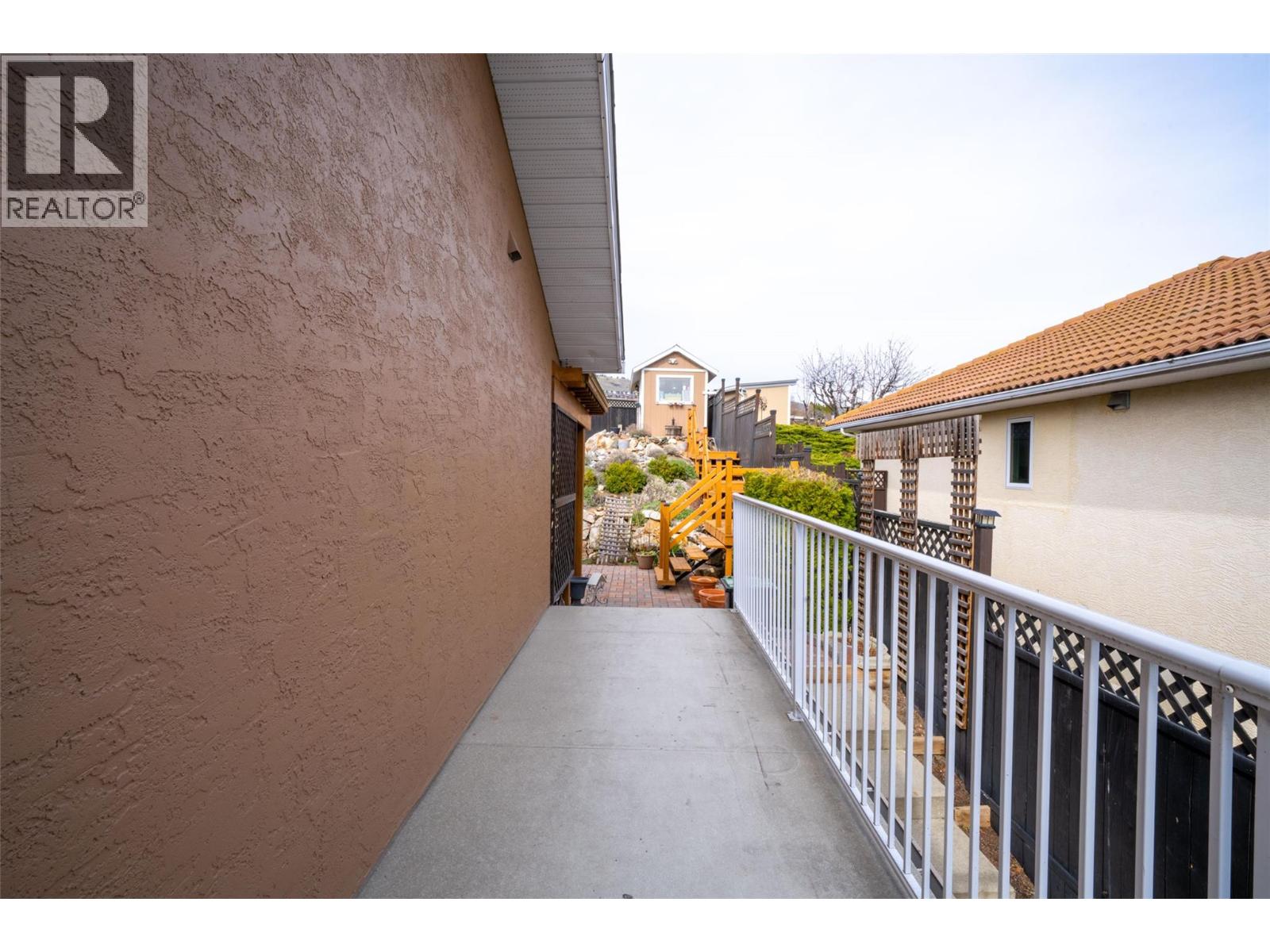 6815 Cameo Drive N, Vernon, British Columbia  V1H 1N9 - Photo 52 - 10382080