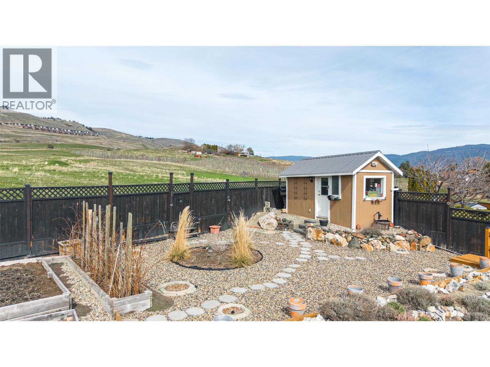 6815 Cameo Drive N, Vernon, British Columbia  V1H 1N9 - Photo 62 - 10382080