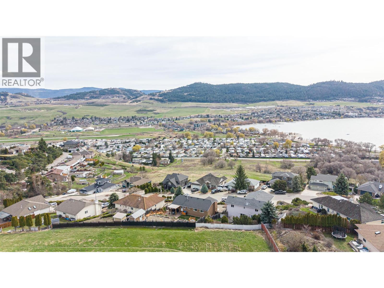 6815 Cameo Drive N, Vernon, British Columbia  V1H 1N9 - Photo 69 - 10382080