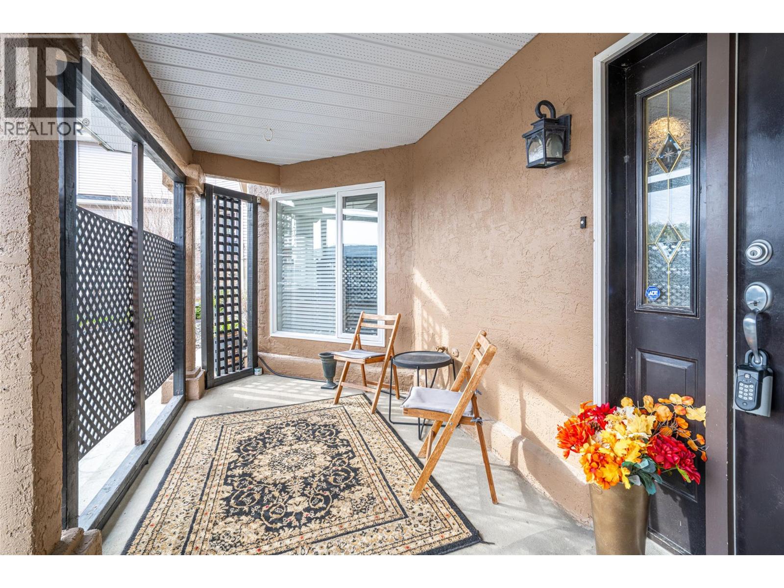 6815 Cameo Drive N, Vernon, British Columbia  V1H 1N9 - Photo 7 - 10382080