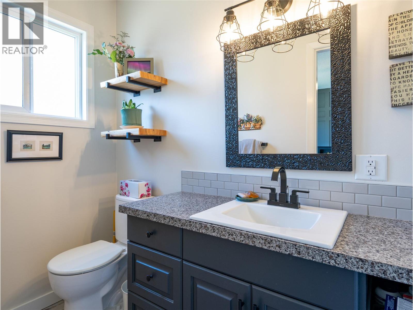 1669 Hiob Road, Revelstoke, British Columbia  V0e 2s0 - Photo 20 - 10381386