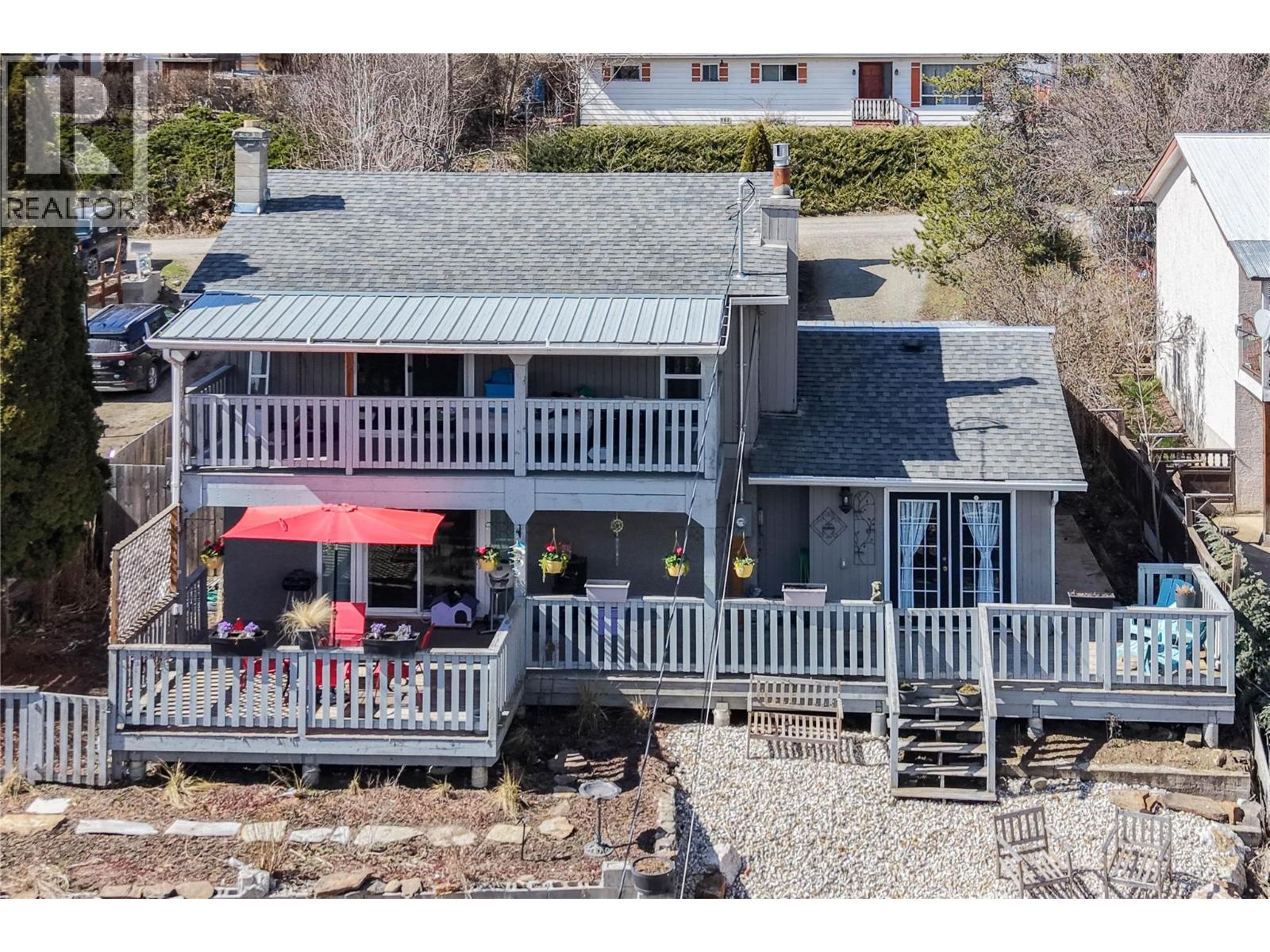 2138 Catt Avenue, Lumby, British Columbia  V0E 2G0 - Photo 1 - 10380831