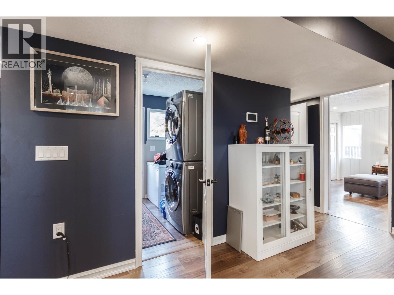 2138 Catt Avenue, Lumby, British Columbia  V0E 2G0 - Photo 13 - 10380831