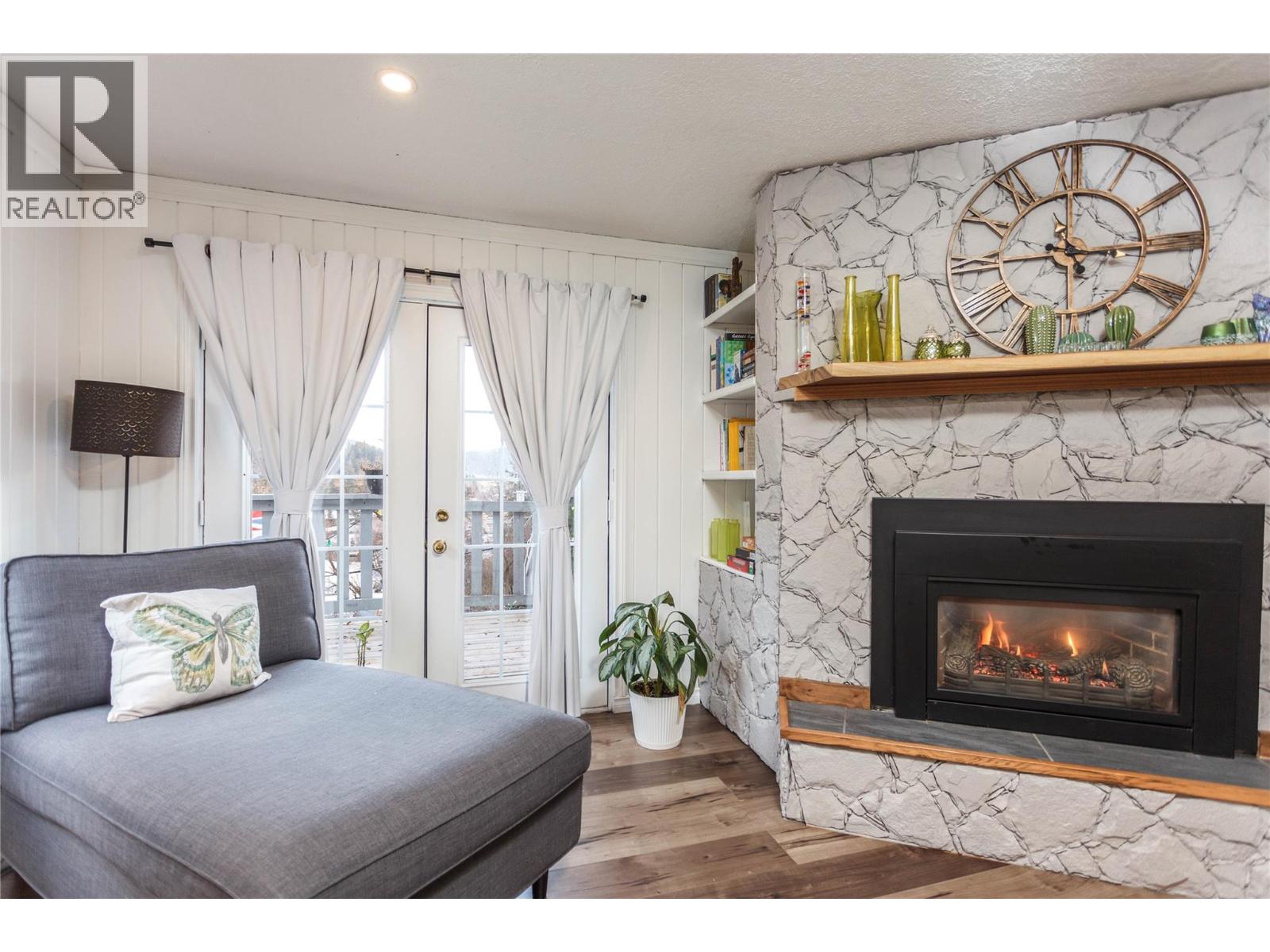 2138 Catt Avenue, Lumby, British Columbia  V0E 2G0 - Photo 16 - 10380831