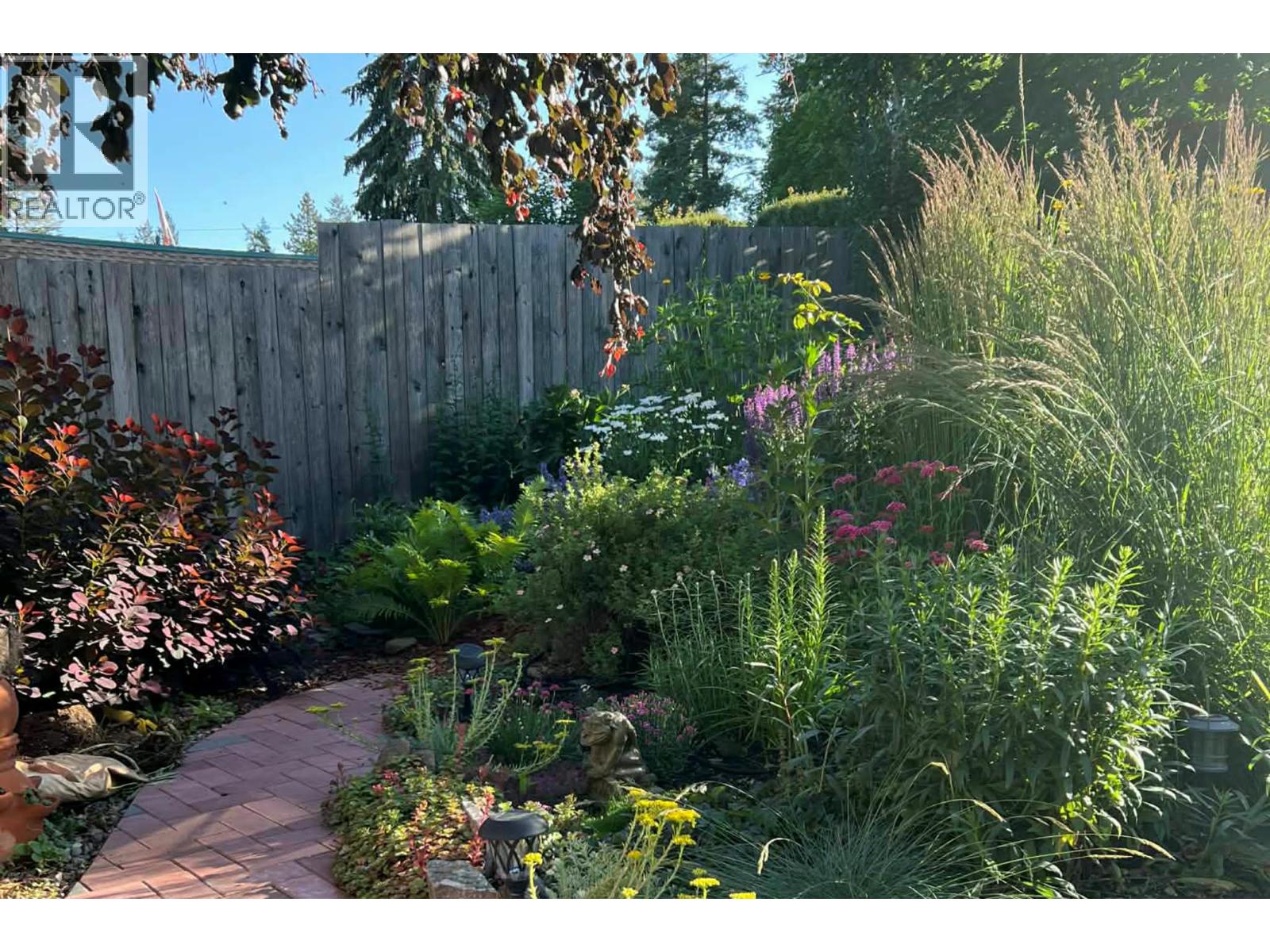 2138 Catt Avenue, Lumby, British Columbia  V0E 2G0 - Photo 31 - 10380831