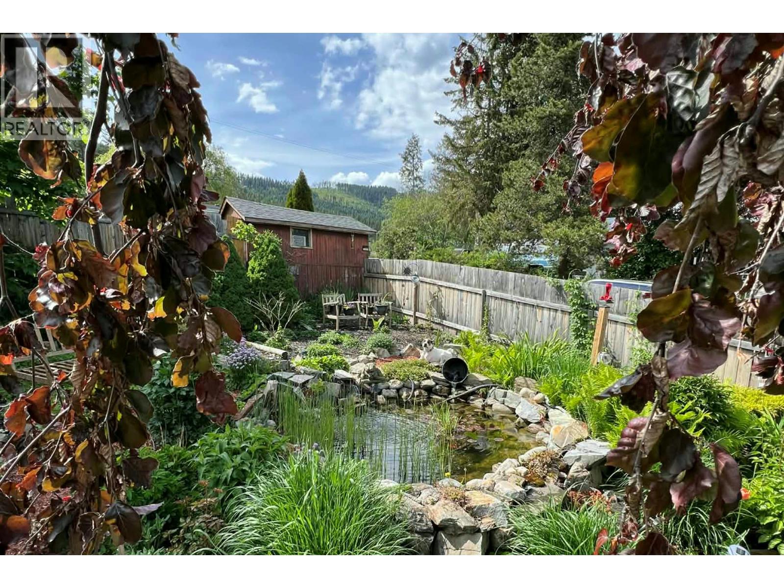 2138 Catt Avenue, Lumby, British Columbia  V0E 2G0 - Photo 32 - 10380831