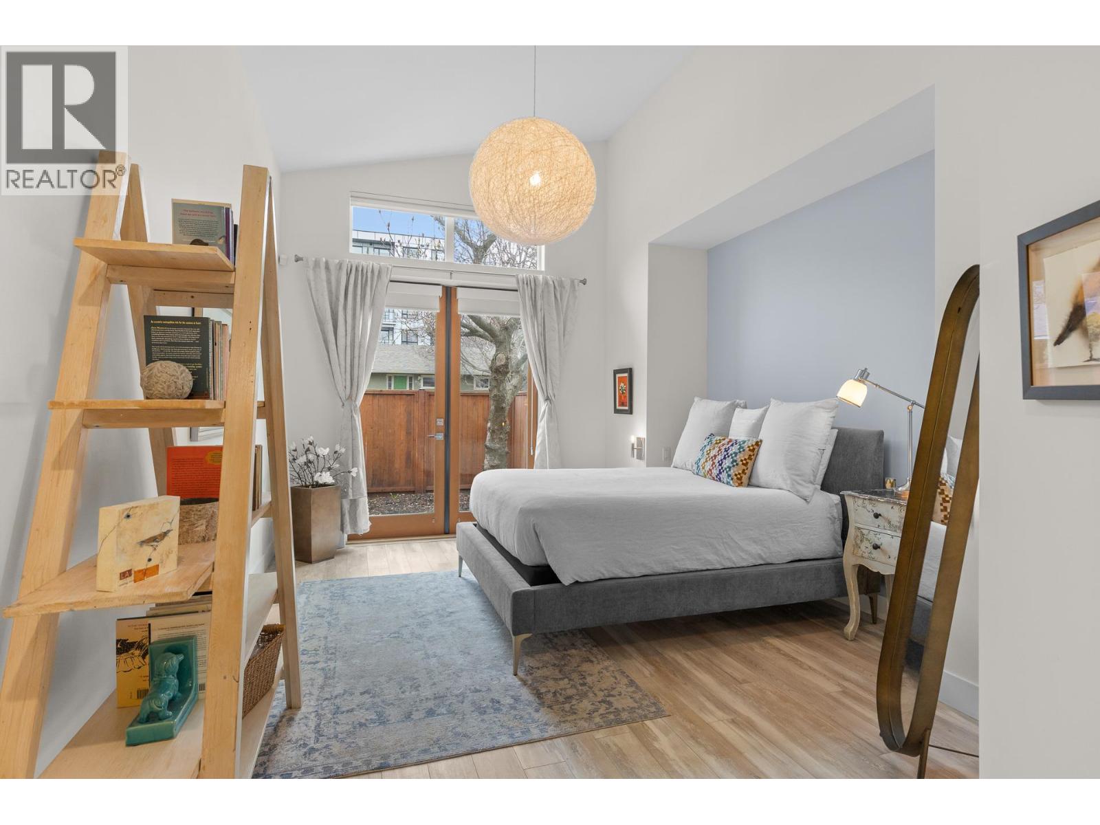 827 Saucier Avenue, Kelowna, British Columbia  V1Y 6A4 - Photo 34 - 10378821