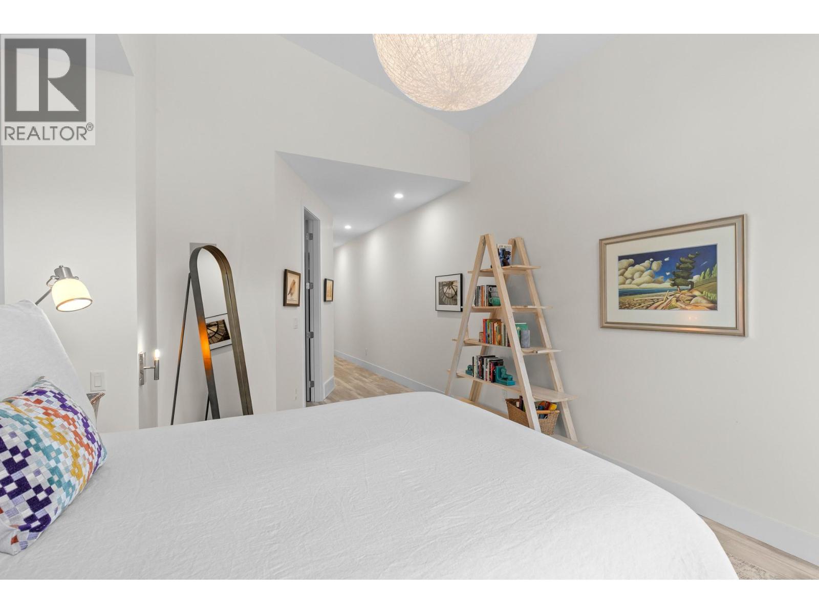 827 Saucier Avenue, Kelowna, British Columbia  V1Y 6A4 - Photo 36 - 10378821