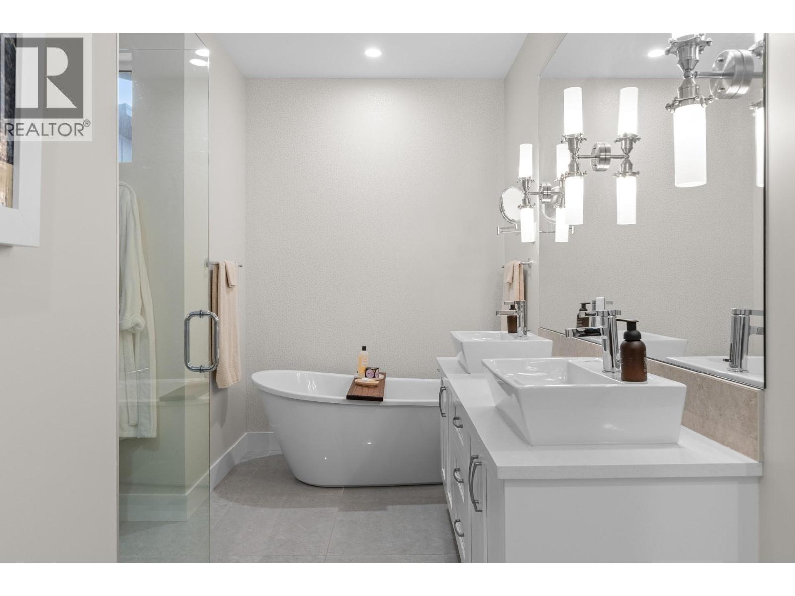 827 Saucier Avenue, Kelowna, British Columbia  V1Y 6A4 - Photo 40 - 10378821