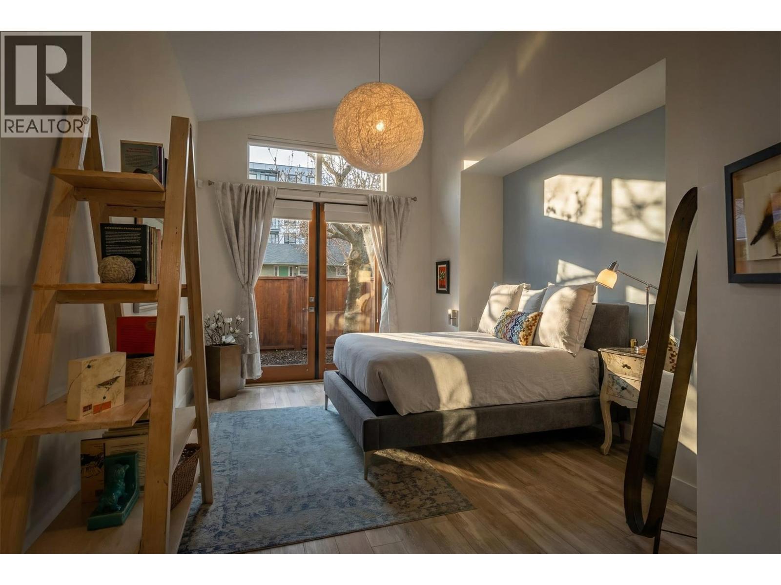 827 Saucier Avenue, Kelowna, British Columbia  V1Y 6A4 - Photo 6 - 10378821