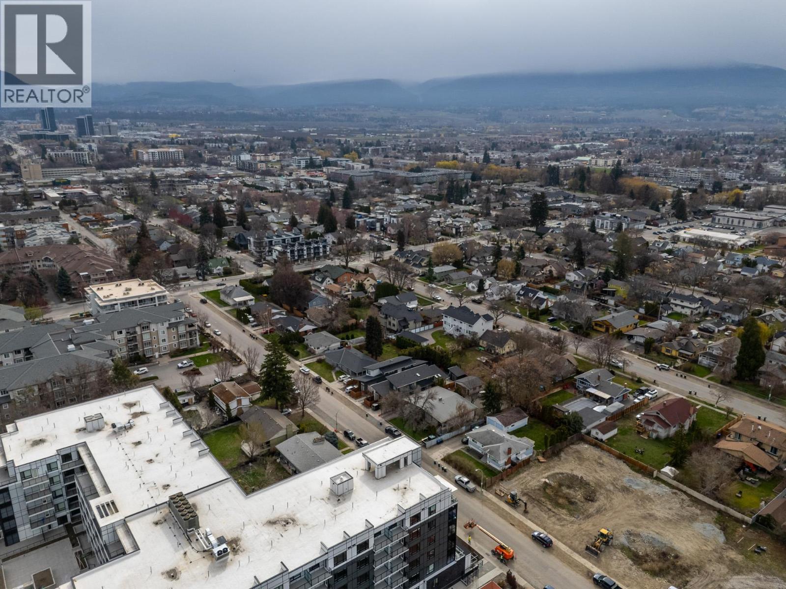 827 Saucier Avenue, Kelowna, British Columbia  V1Y 6A4 - Photo 86 - 10378821