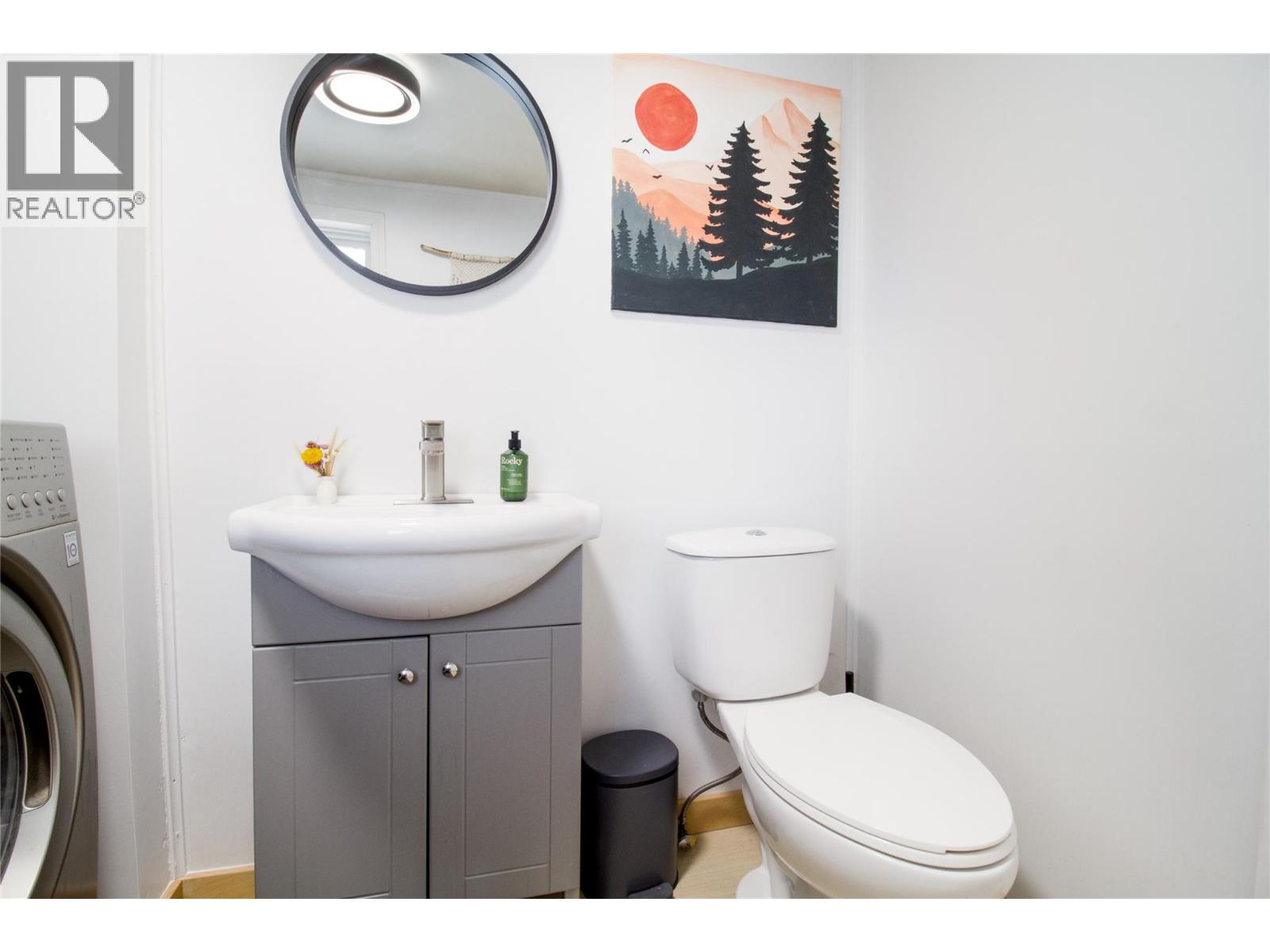 509 Eighth Street E, Revelstoke, British Columbia  V0E 2S0 - Photo 15 - 10382079