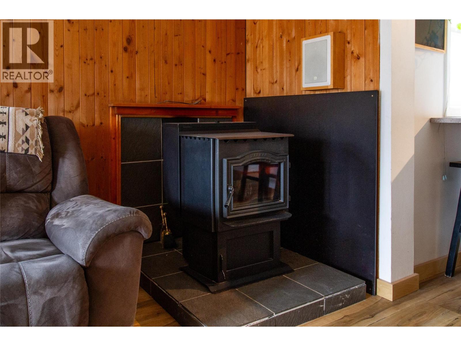 509 Eighth Street E, Revelstoke, British Columbia  V0E 2S0 - Photo 17 - 10382079