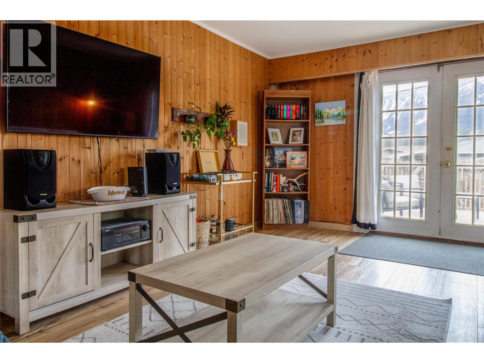 509 Eighth Street E, Revelstoke, British Columbia  V0E 2S0 - Photo 18 - 10382079