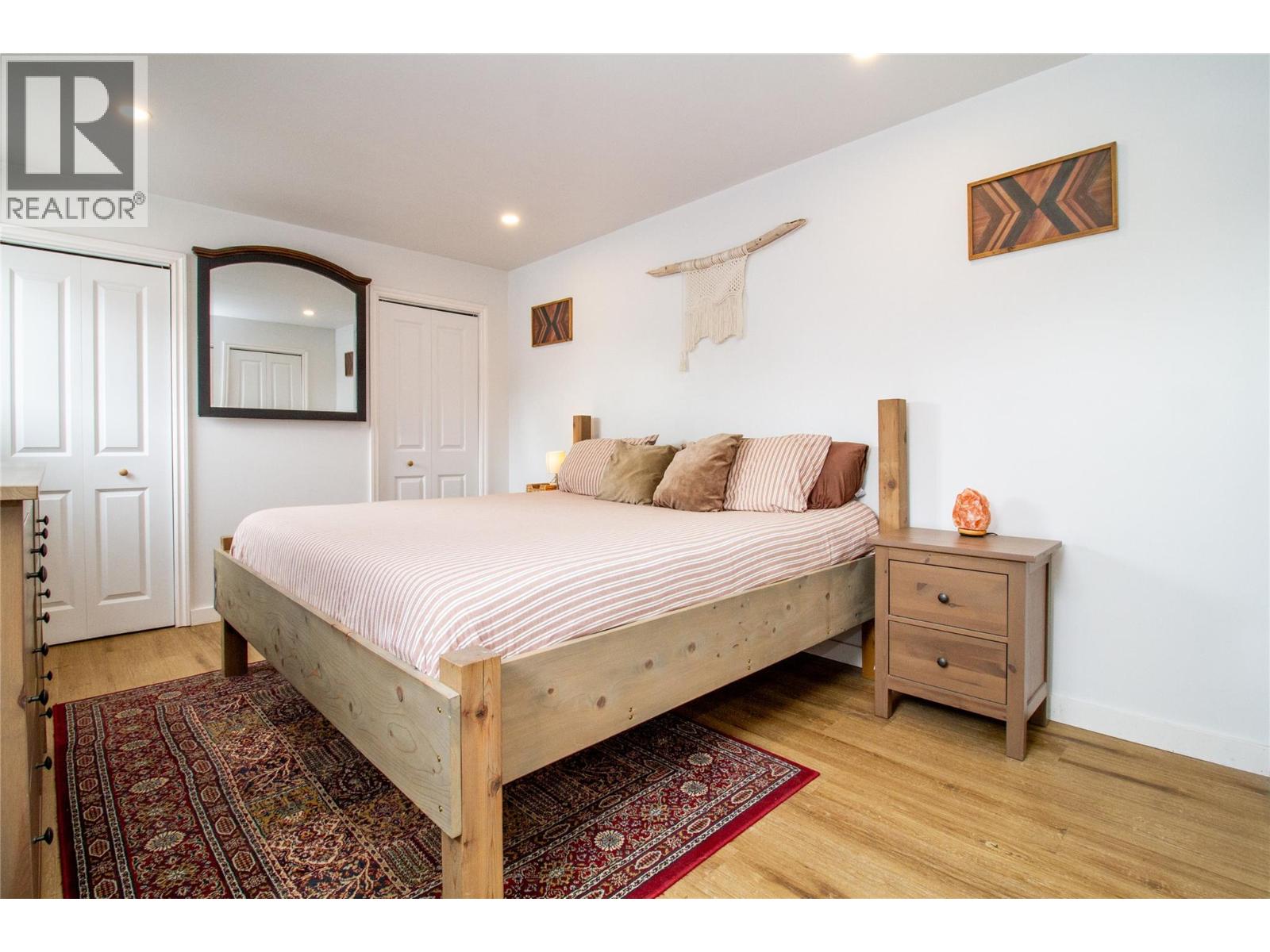 509 Eighth Street E, Revelstoke, British Columbia  V0E 2S0 - Photo 5 - 10382079