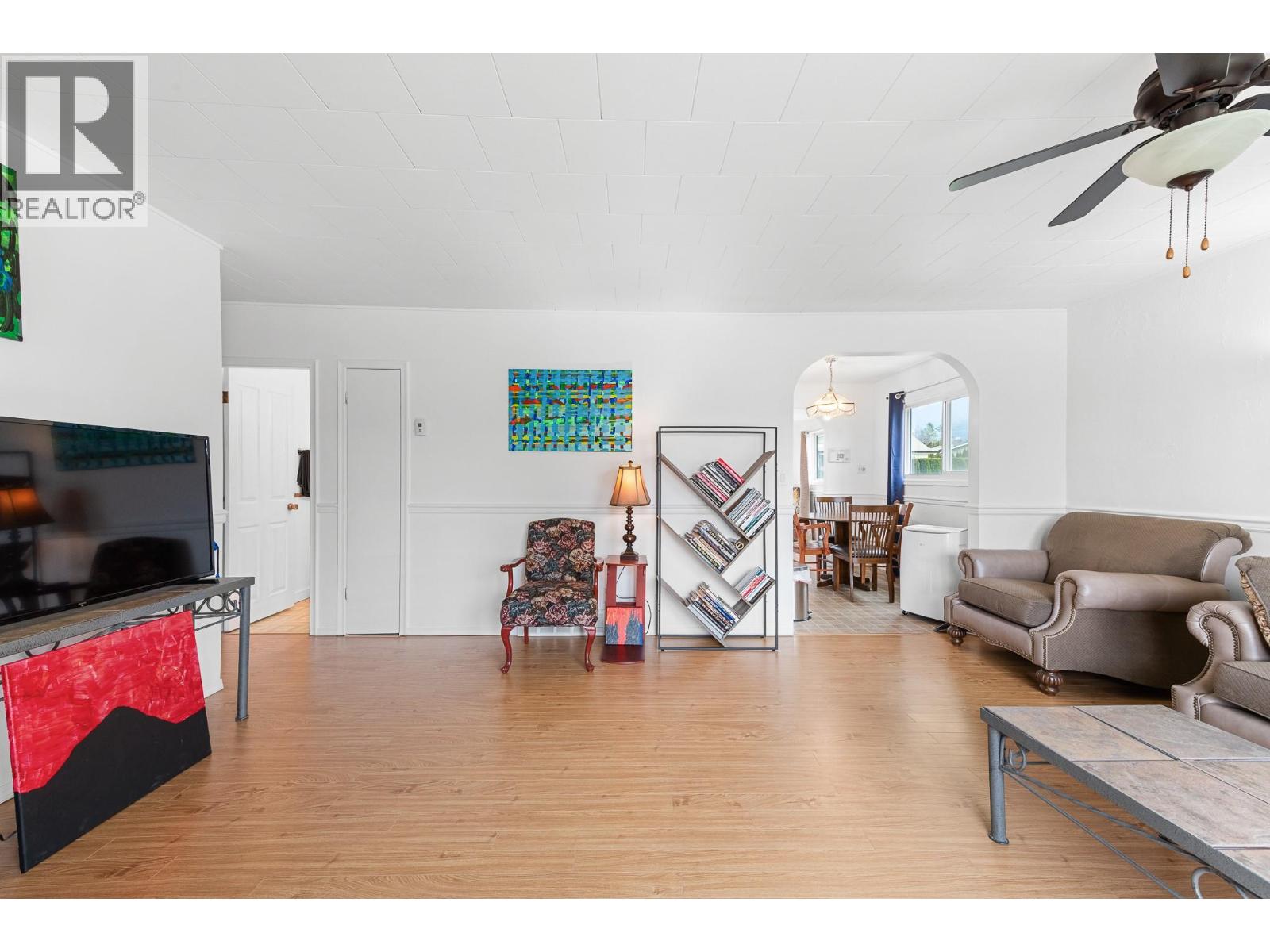 610 20th Avenue S, Creston, British Columbia  V0B 1G5 - Photo 5 - 10381830