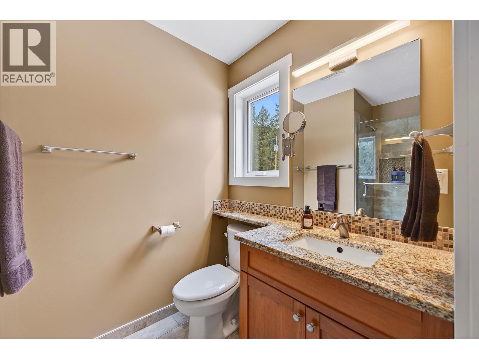 656 Lafontaine Road E, Golden, British Columbia  V0A 1H3 - Photo 27 - 10382072