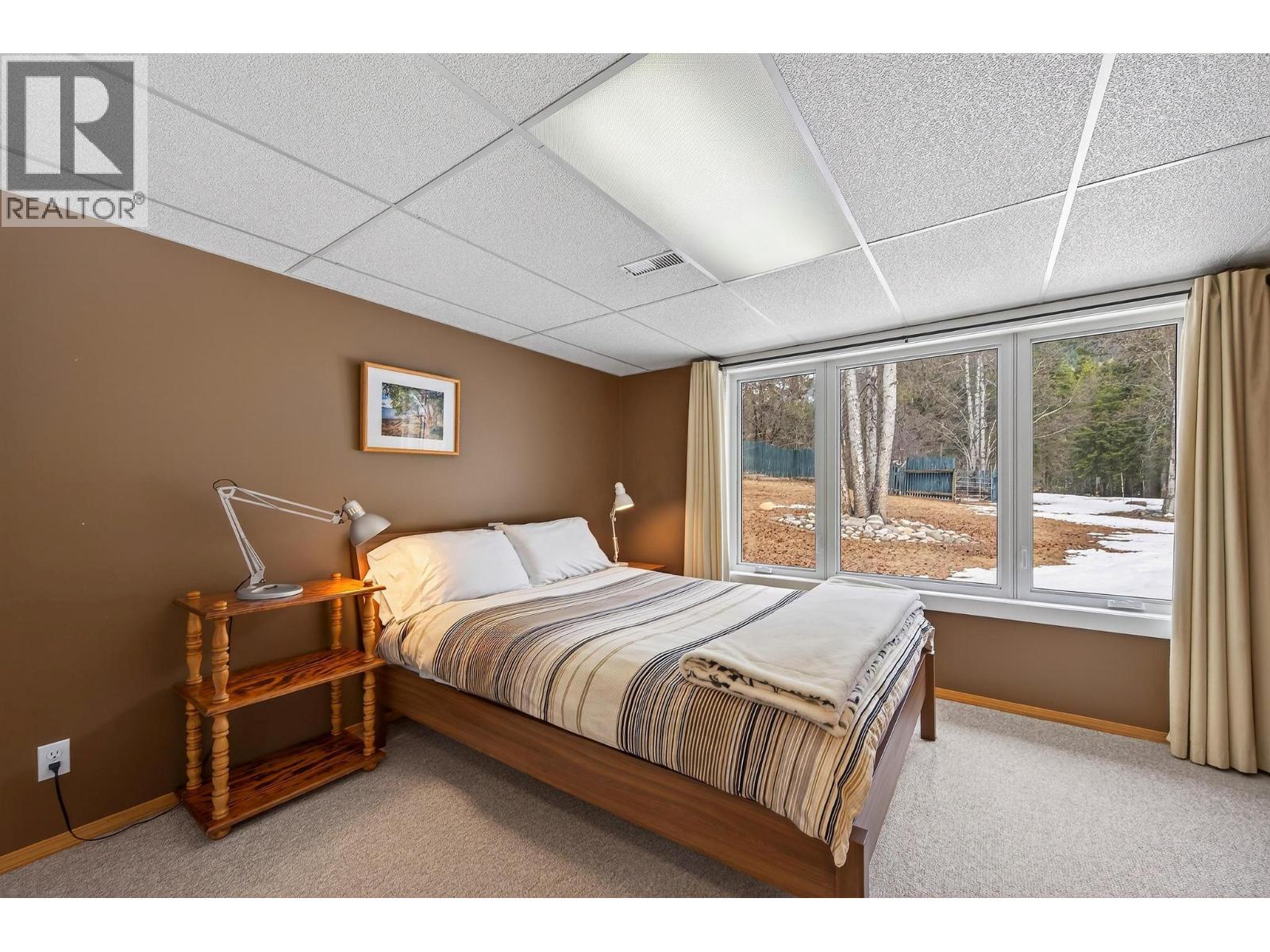 656 Lafontaine Road E, Golden, British Columbia  V0A 1H3 - Photo 57 - 10382072