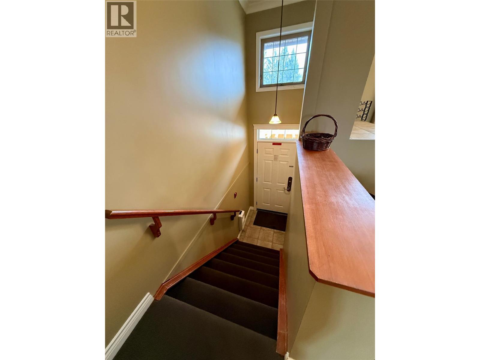 200 Bighorn Boulevard Unit# 233, Radium Hot Springs, British Columbia  V0A 1M0 - Photo 4 - 10382100