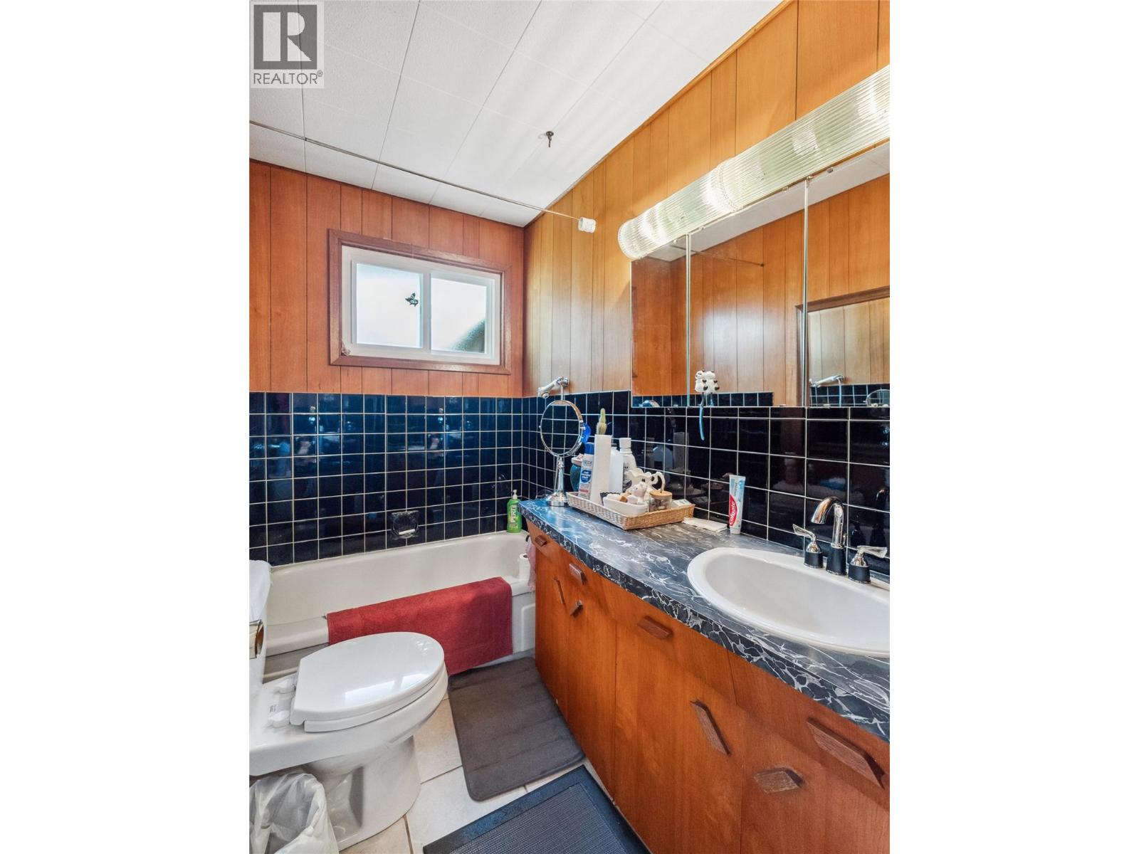 1150 Marianna Crescent, Trail, British Columbia  V1R 1E1 - Photo 19 - 10381730