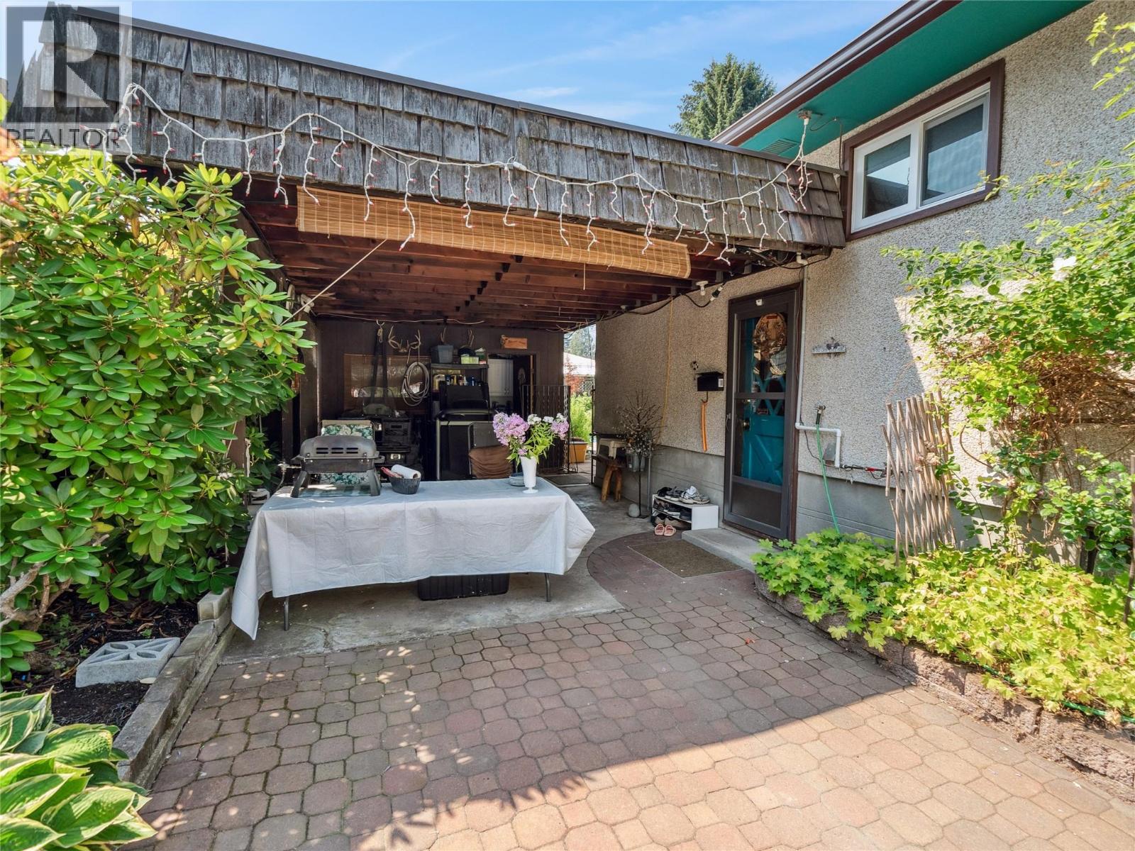 1150 Marianna Crescent, Trail, British Columbia  V1R 1E1 - Photo 43 - 10381730