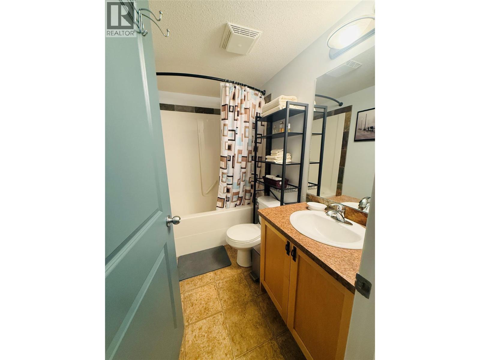 4874 Stanley Street Unit# 110, Radium Hot Springs, British Columbia  V0A 1M0 - Photo 22 - 10382106