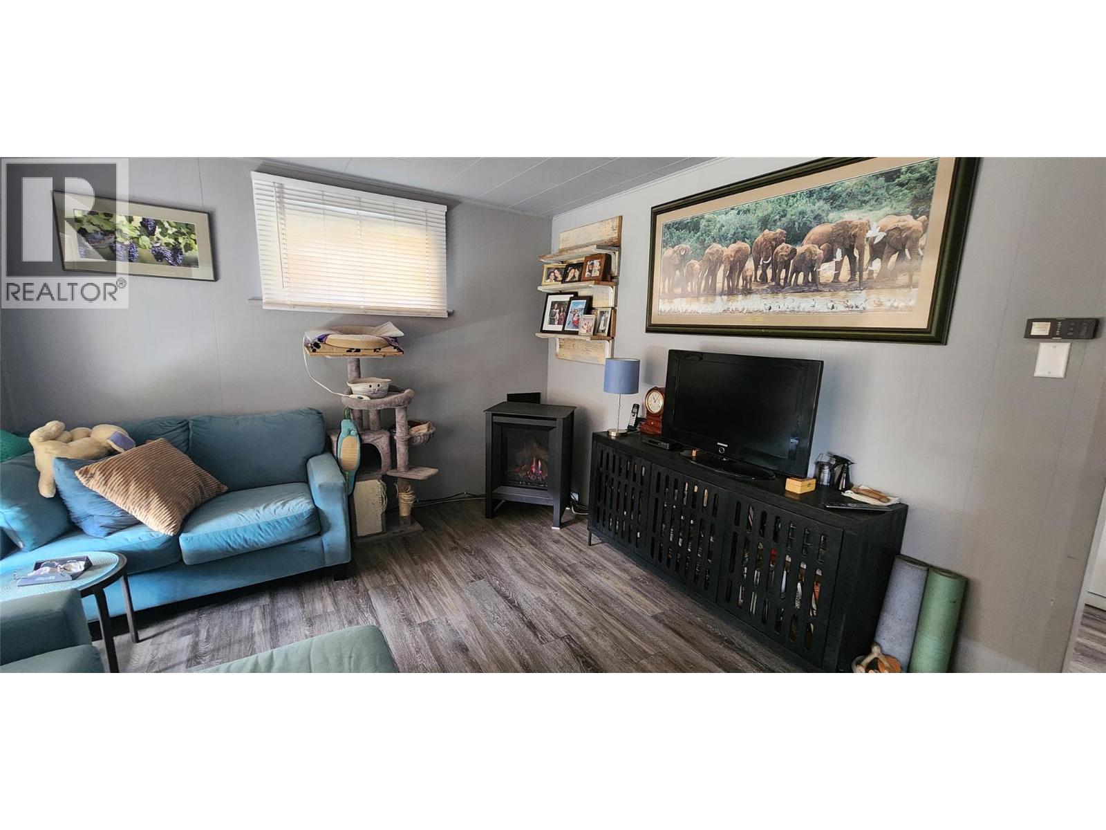 157 75th Avenue, Grand Forks, British Columbia  V0H 1H0 - Photo 14 - 10381932