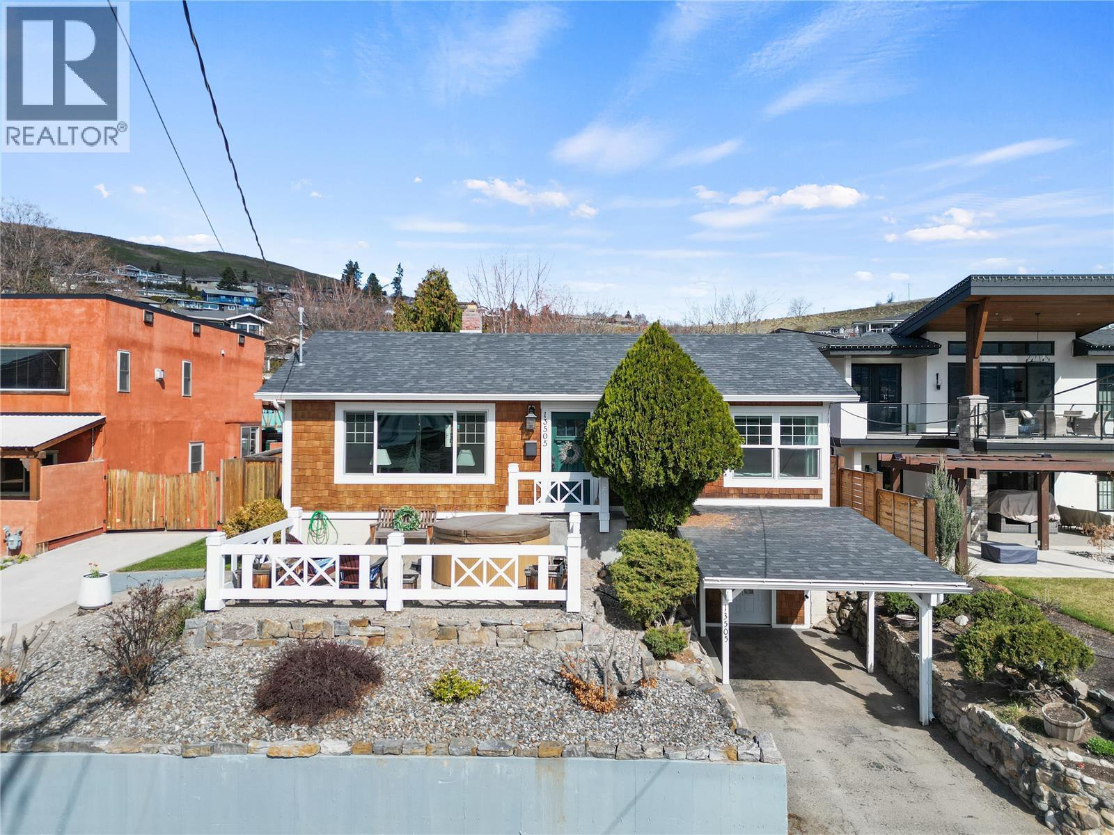 13505 Westkal Road, Coldstream, British Columbia  V1B 1Y7 - Photo 2 - 10382119