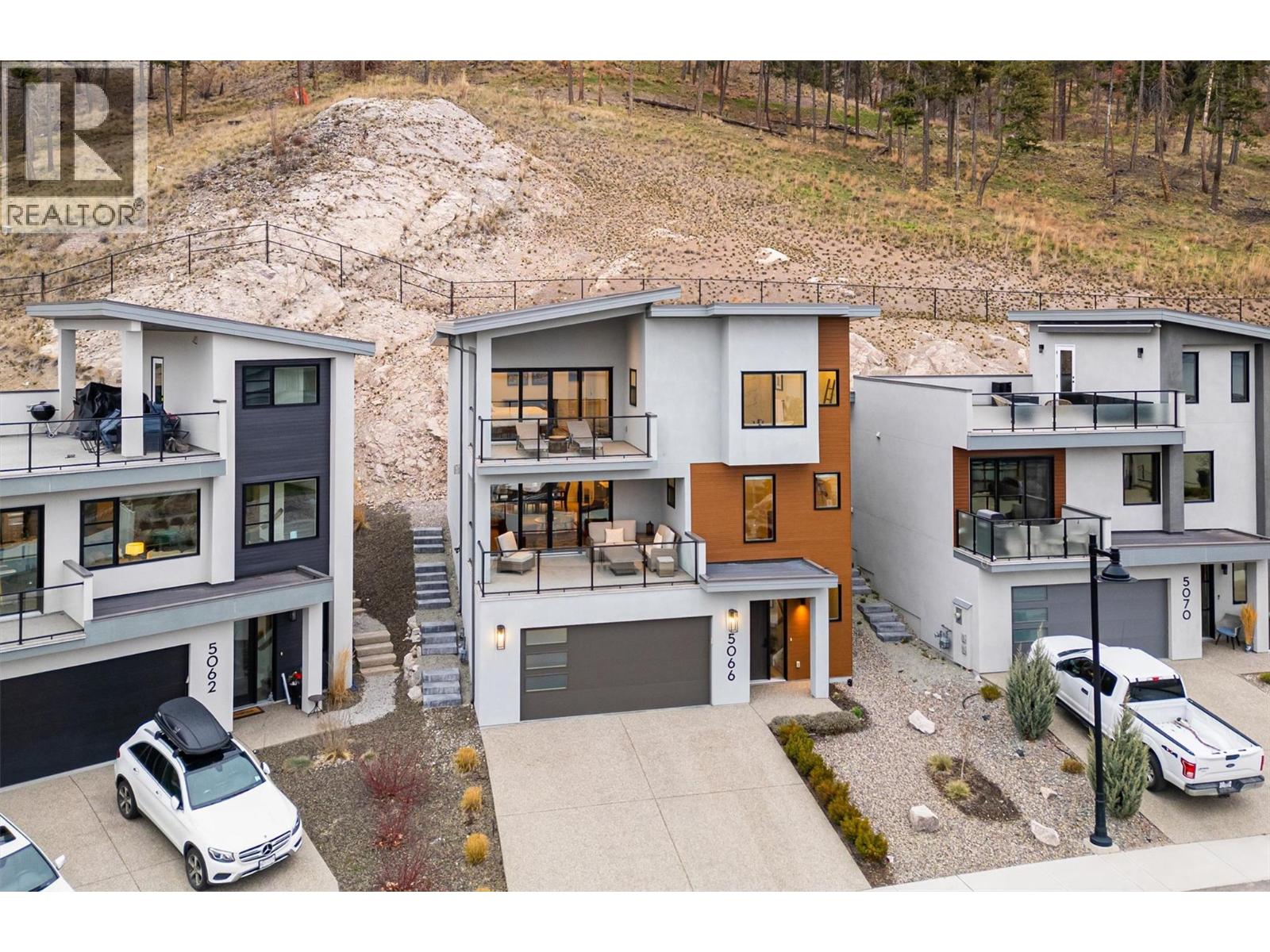 5066 Morrison Court, Peachland, British Columbia  V0H 1X2 - Photo 2 - 10381759