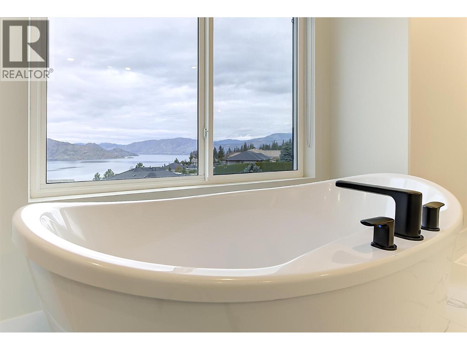 5066 Morrison Court, Peachland, British Columbia  V0H 1X2 - Photo 40 - 10381759