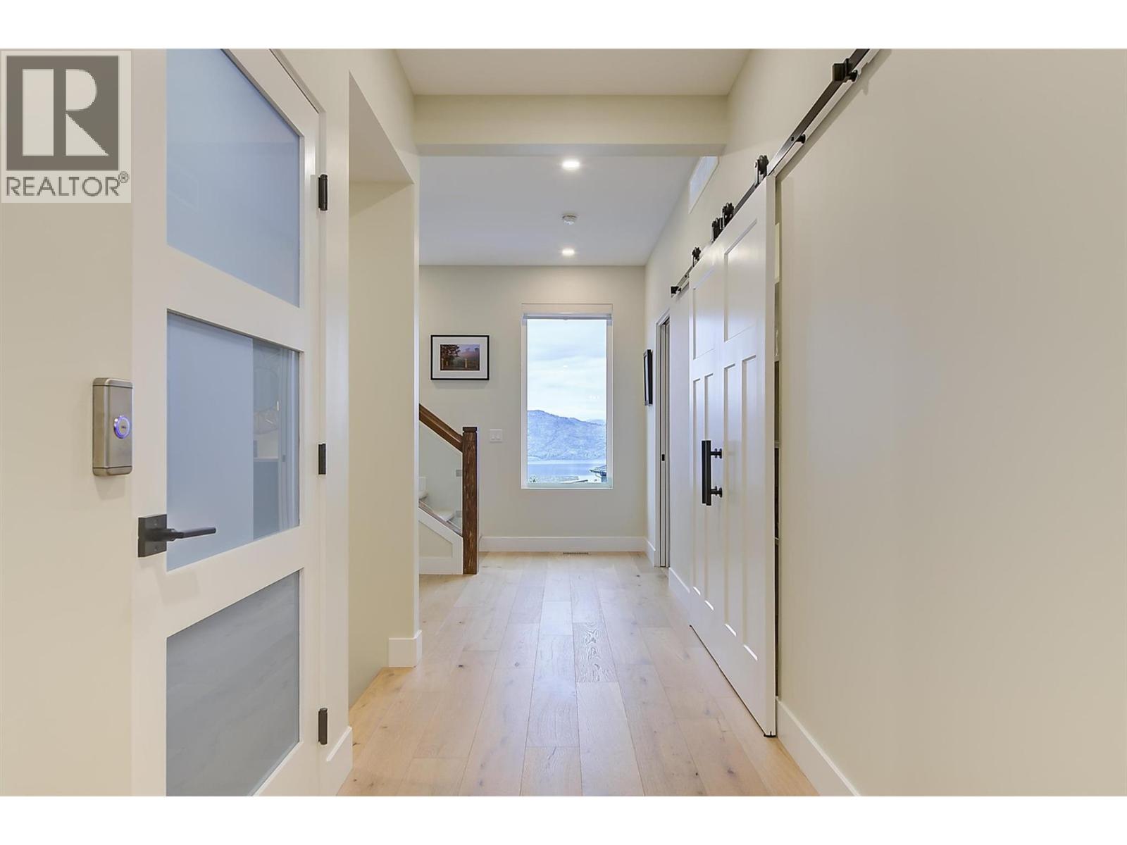 5066 Morrison Court, Peachland, British Columbia  V0H 1X2 - Photo 5 - 10381759