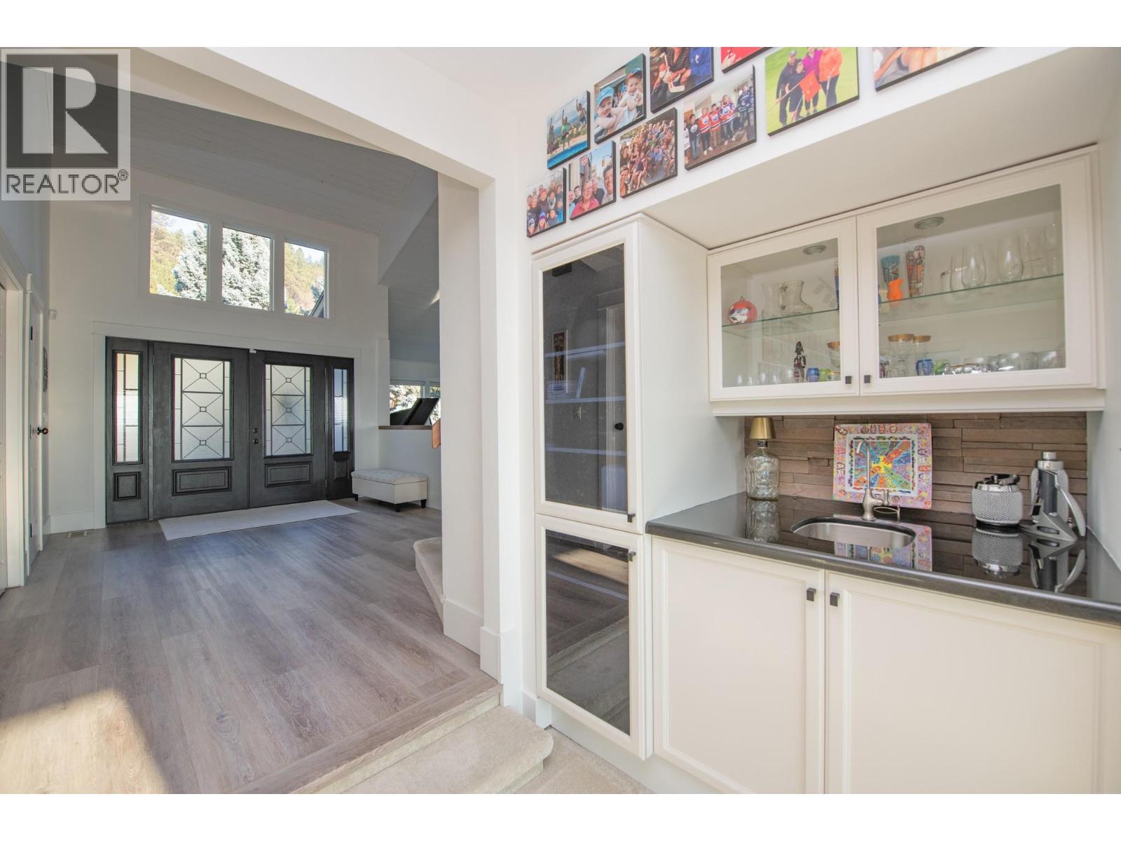 702 Cypress Drive, Coldstream, British Columbia  V1B 2X9 - Photo 17 - 10382109