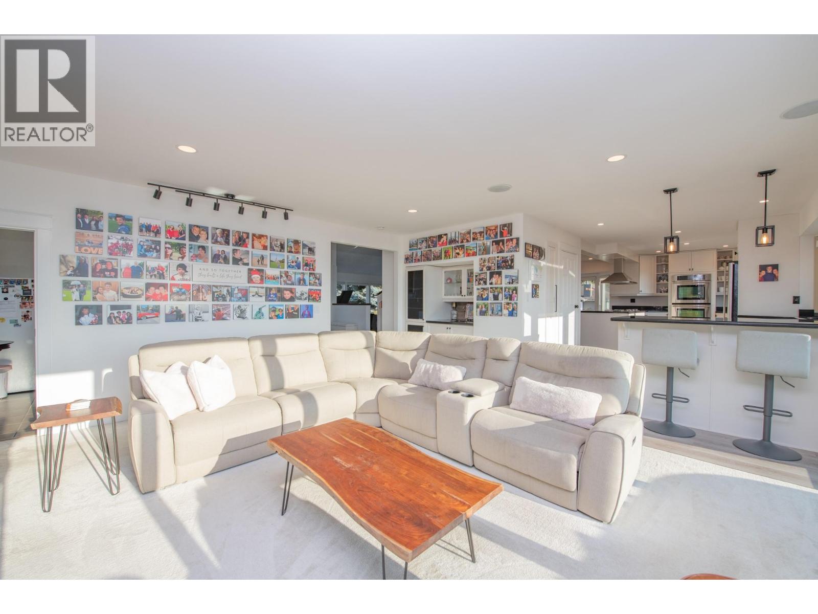 702 Cypress Drive, Coldstream, British Columbia  V1B 2X9 - Photo 18 - 10382109