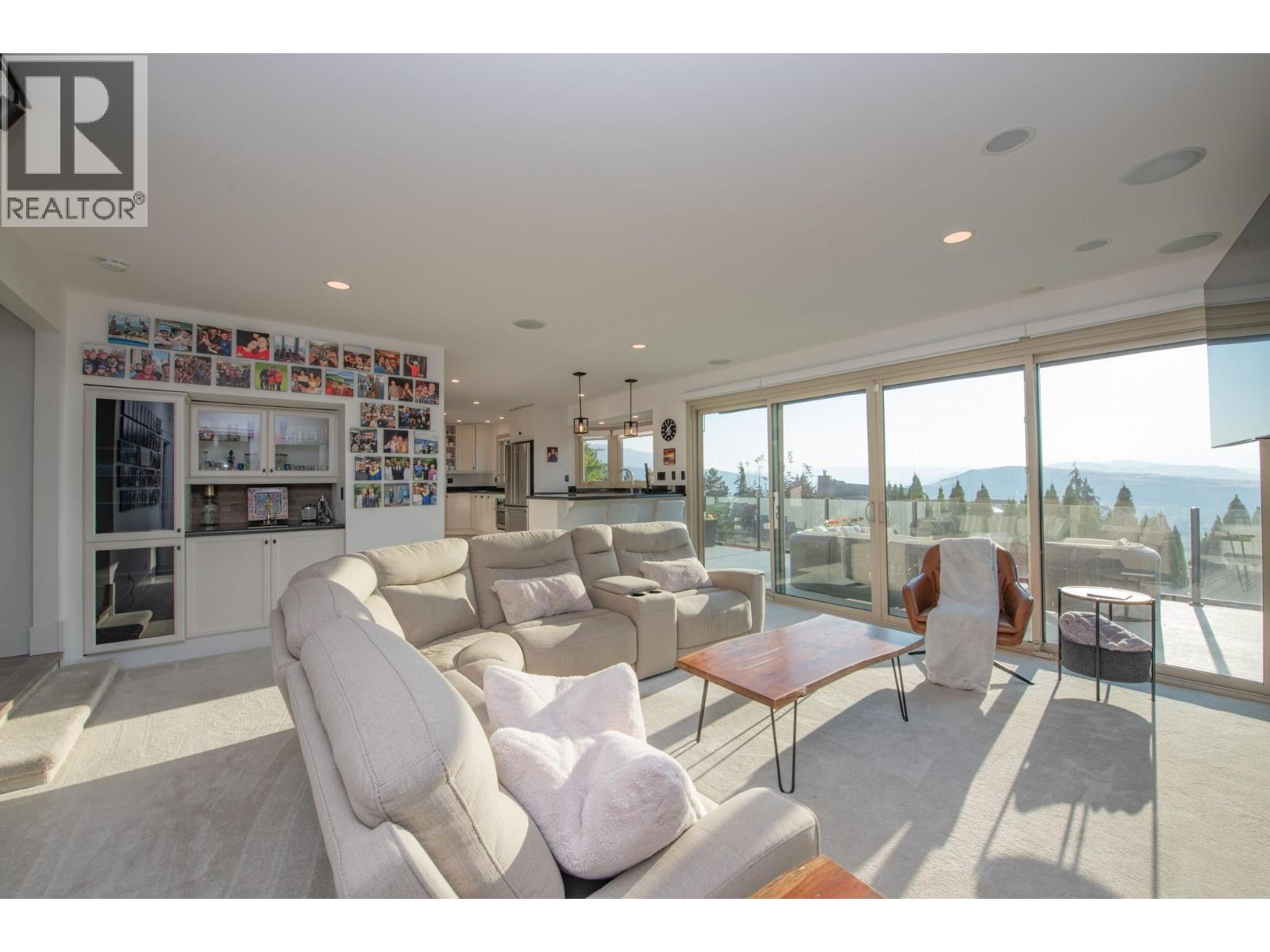 702 Cypress Drive, Coldstream, British Columbia  V1B 2X9 - Photo 21 - 10382109