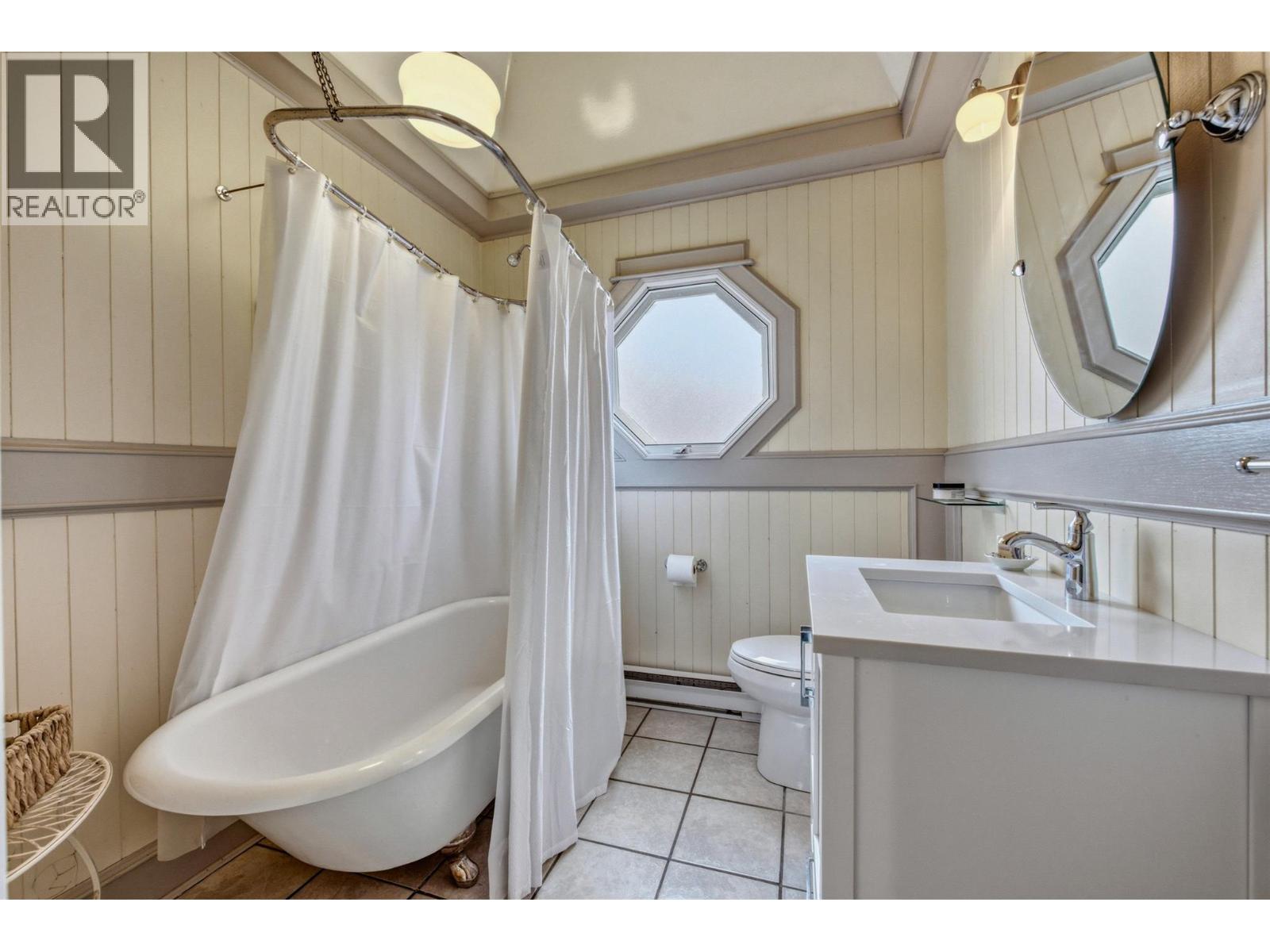 6926 Rugg Road, Vernon, British Columbia  V1B 3S9 - Photo 29 - 10382074