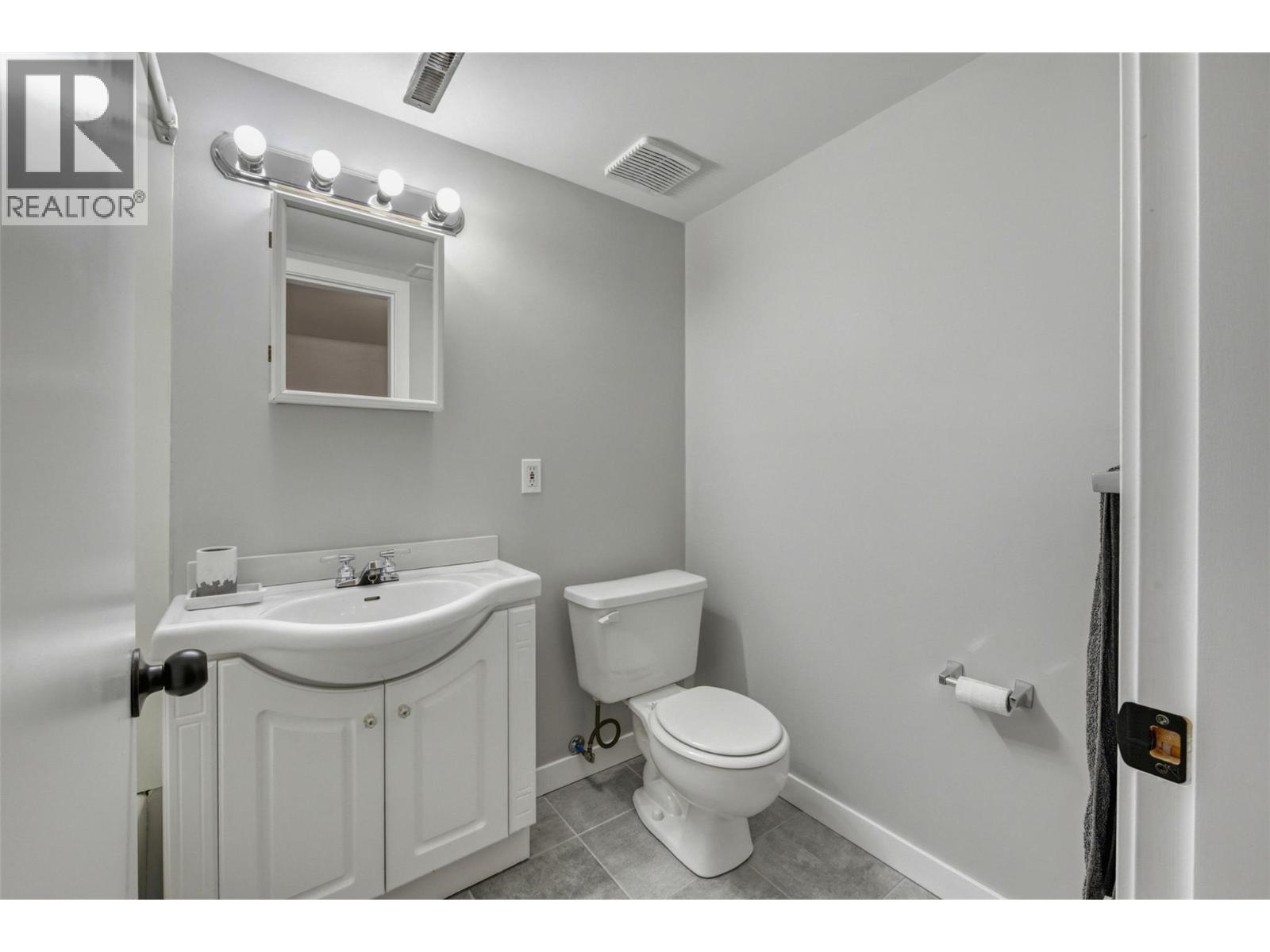 6926 Rugg Road, Vernon, British Columbia  V1B 3S9 - Photo 36 - 10382074