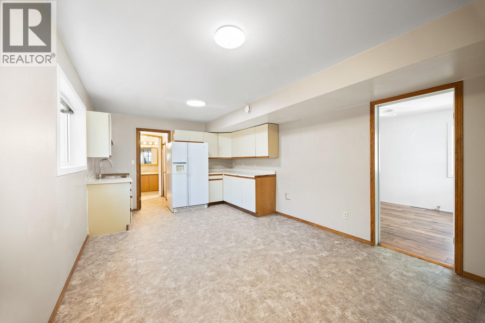 723 Stockwell Avenue, Kelowna, British Columbia  V1Y 6W1 - Photo 24 - 10382039