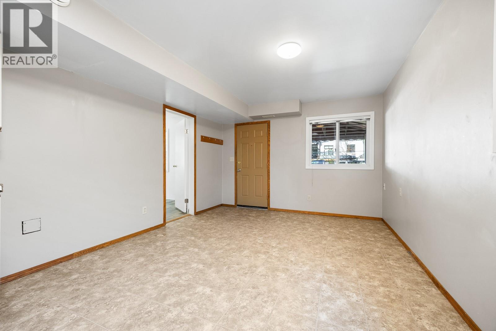 723 Stockwell Avenue, Kelowna, British Columbia  V1Y 6W1 - Photo 29 - 10382039