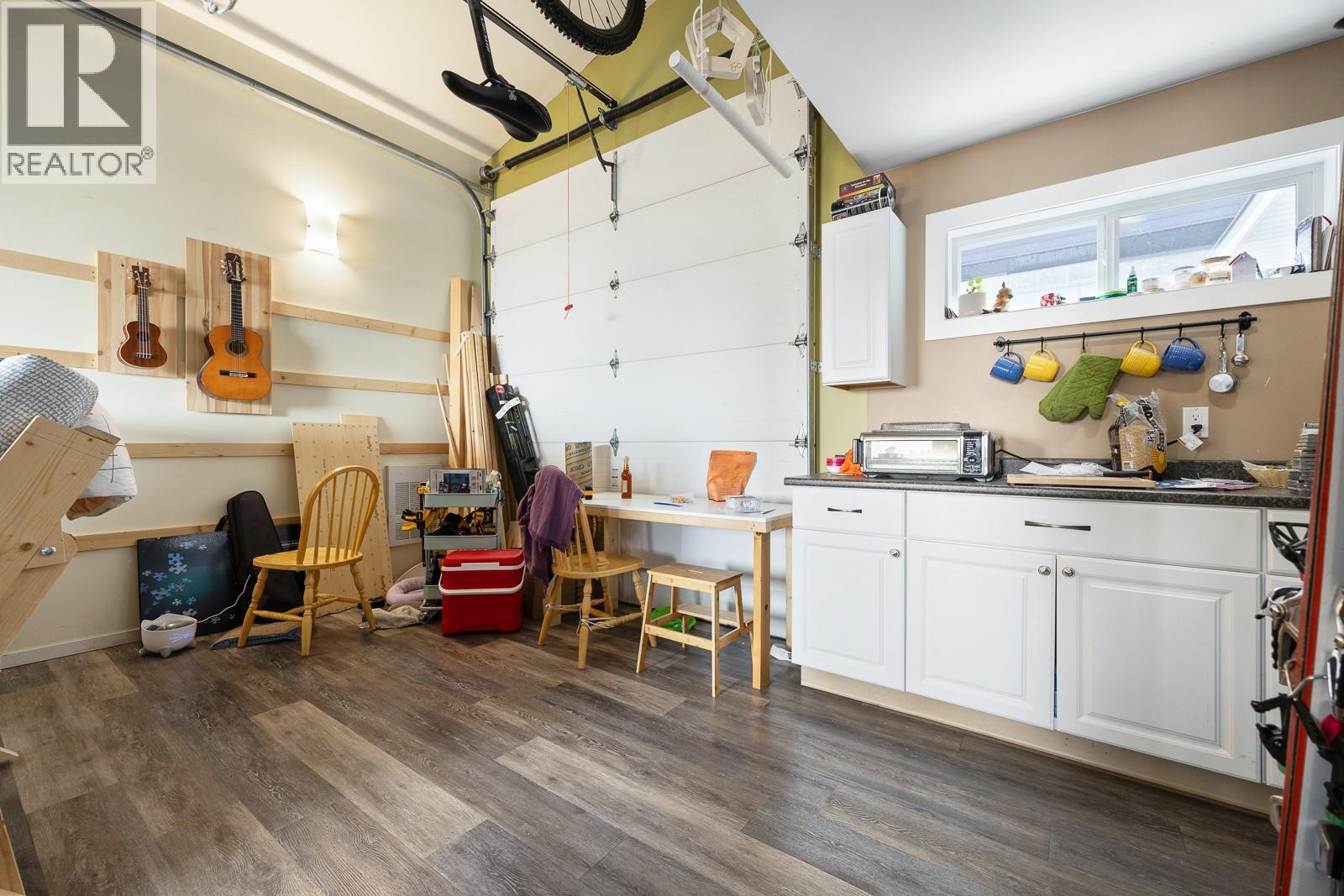 723 Stockwell Avenue, Kelowna, British Columbia  V1Y 6W1 - Photo 39 - 10382039