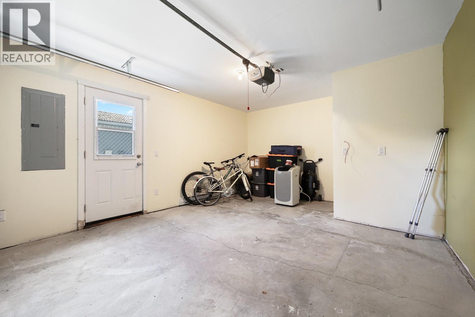 723 Stockwell Avenue, Kelowna, British Columbia  V1Y 6W1 - Photo 48 - 10382039