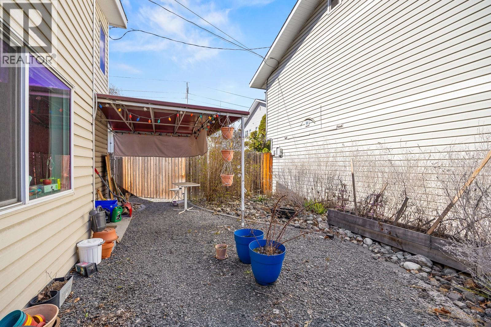 723 Stockwell Avenue, Kelowna, British Columbia  V1Y 6W1 - Photo 52 - 10382039