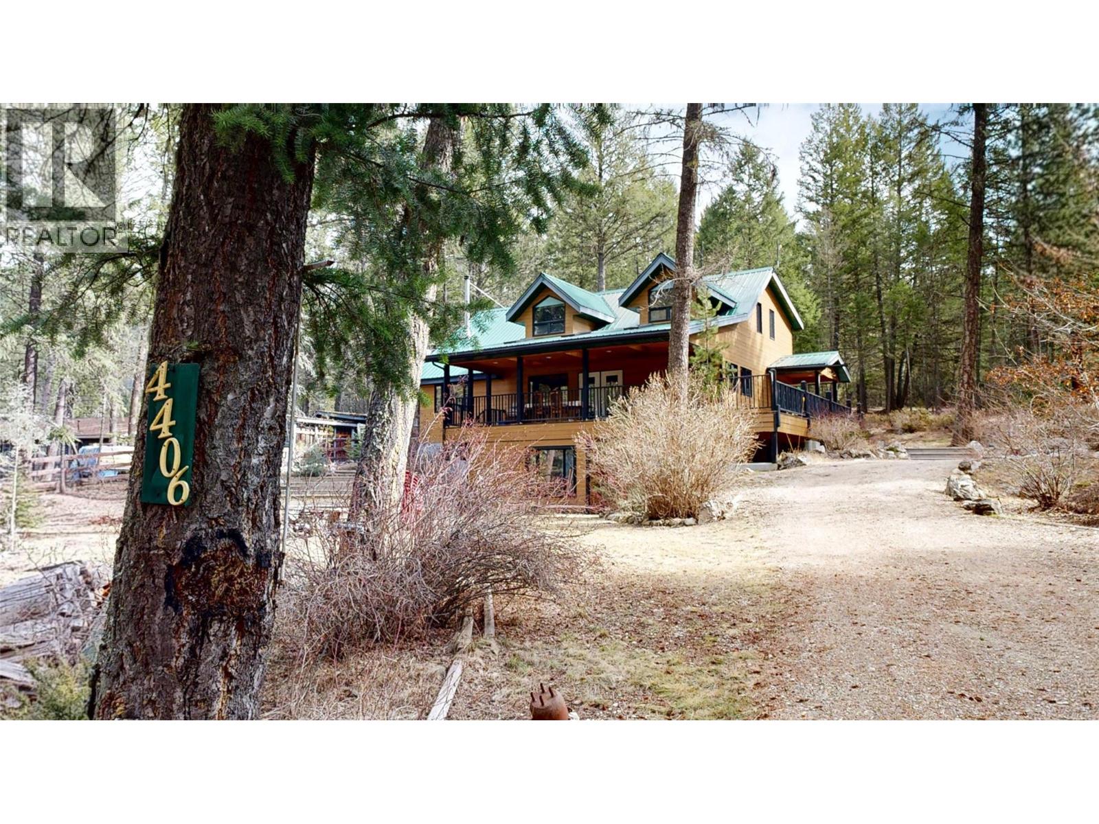 4406 Ashton Road, Spur Valley, British Columbia  V0A 1B0 - Photo 1 - 10381928