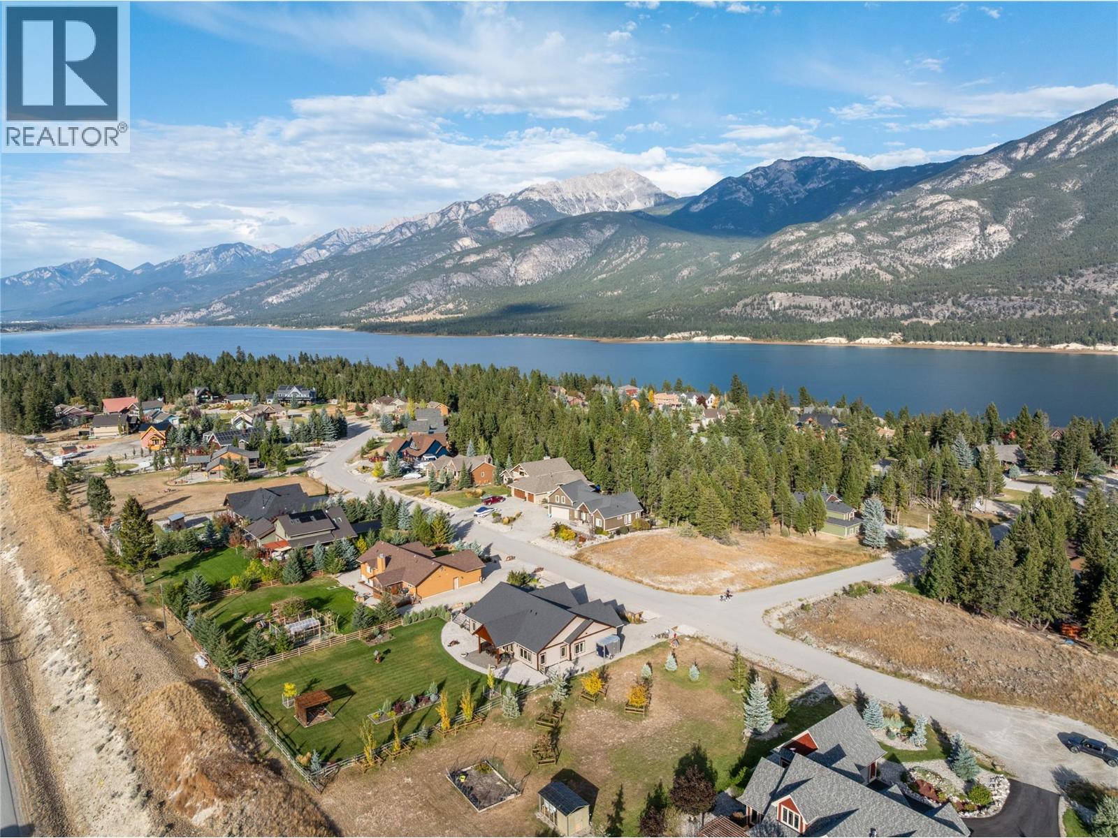 6909 Columbia Ridge Drive, Fairmont Hot Springs, British Columbia  V0B 1L2 - Photo 39 - 10382026