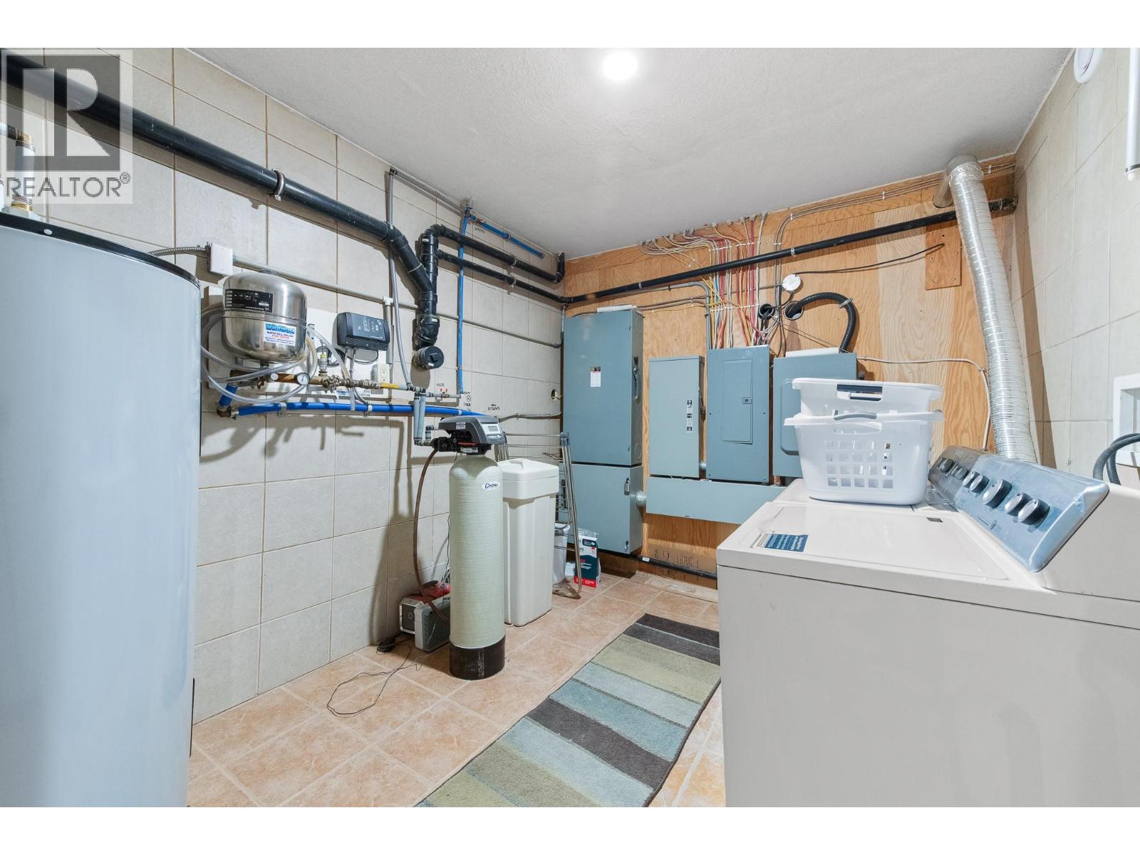 819 & 822 Sinclair Road, Creston, British Columbia  V0B 1G2 - Photo 32 - 10382022