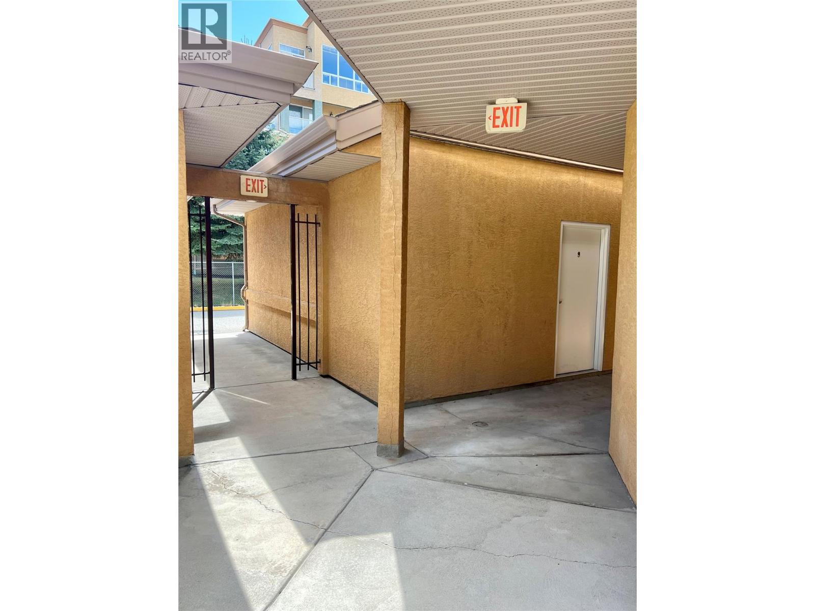 3570 Woodsdale Road Unit# 303, Lake Country, British Columbia  V4V 1Y9 - Photo 35 - 10382149