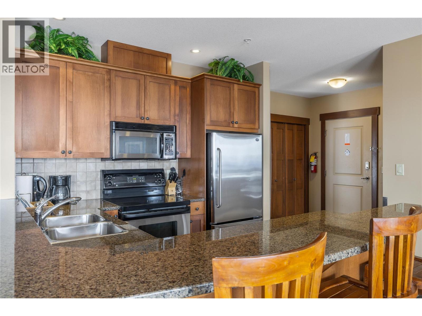 5259 Big White Road Unit# 201, Big White, British Columbia  V1P 1P3 - Photo 11 - 10382131