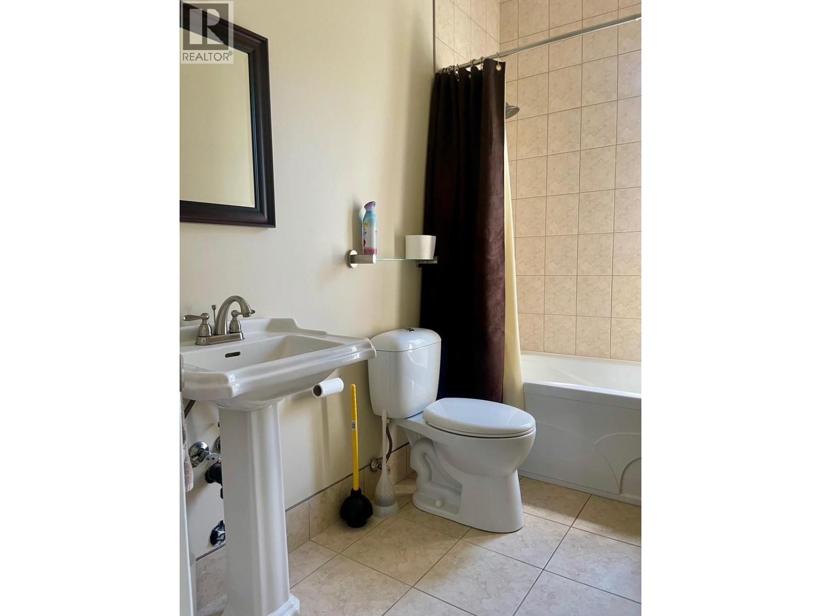 1475 Courtenay Brown Road, Rock Creek, British Columbia  V0H 1B0 - Photo 11 - 10382166