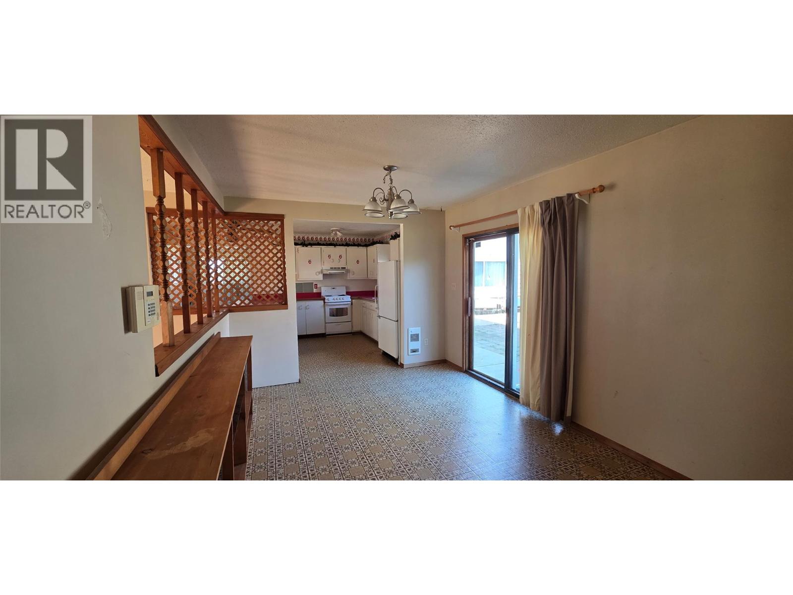 2292 Agar Road, Cawston, British Columbia  V0X 1C2 - Photo 10 - 10382124