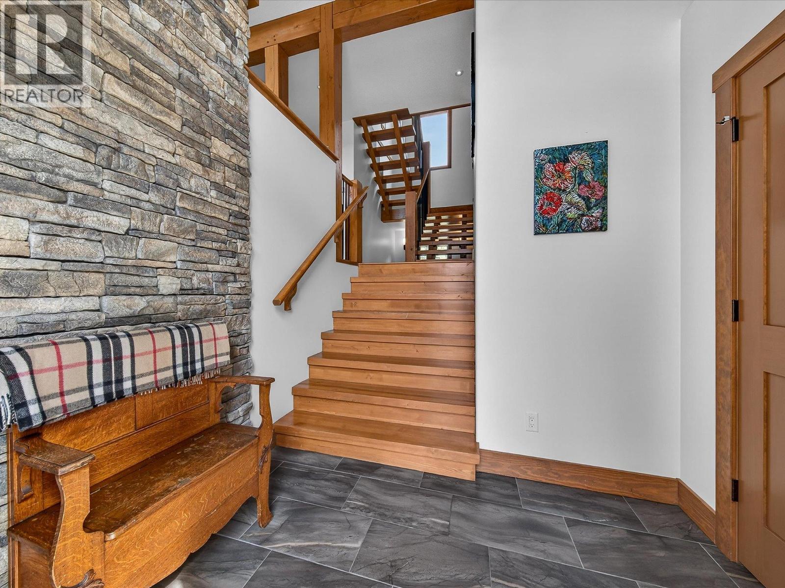 7540 Springs Terrace, Radium Hot Springs, British Columbia  V0A 1M0 - Photo 56 - 10382156