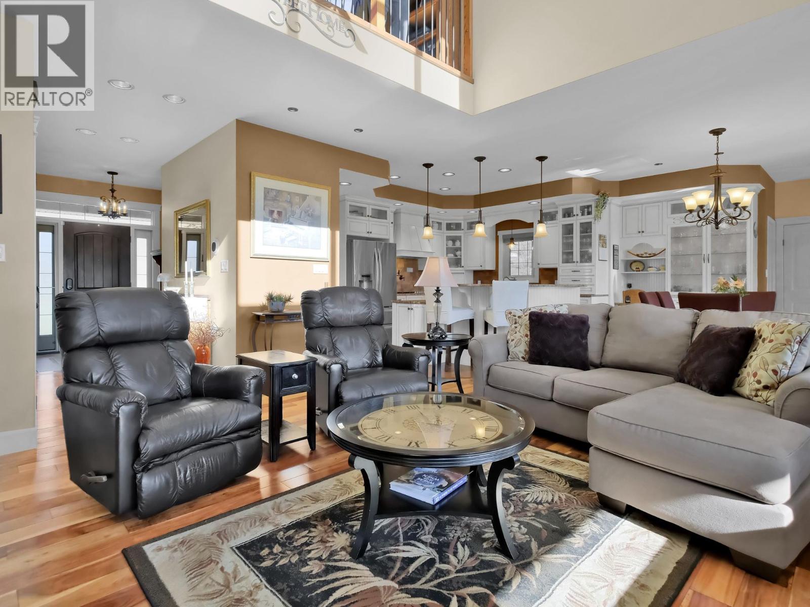 6240 Nursery Road, Grand Forks, British Columbia  V0H 1H9 - Photo 10 - 10382193